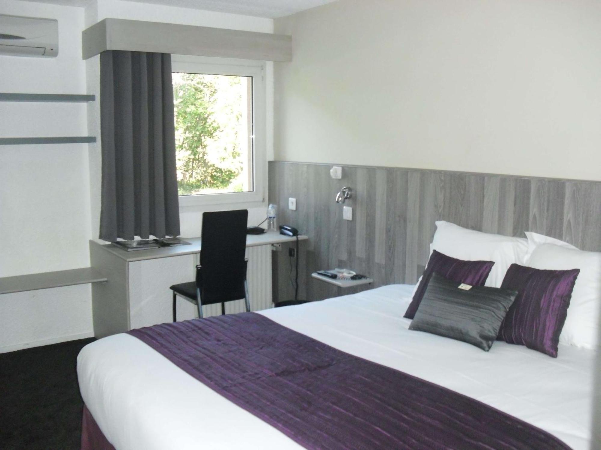 Brit Hotel Dak Hotel Avallon Dış mekan fotoğraf