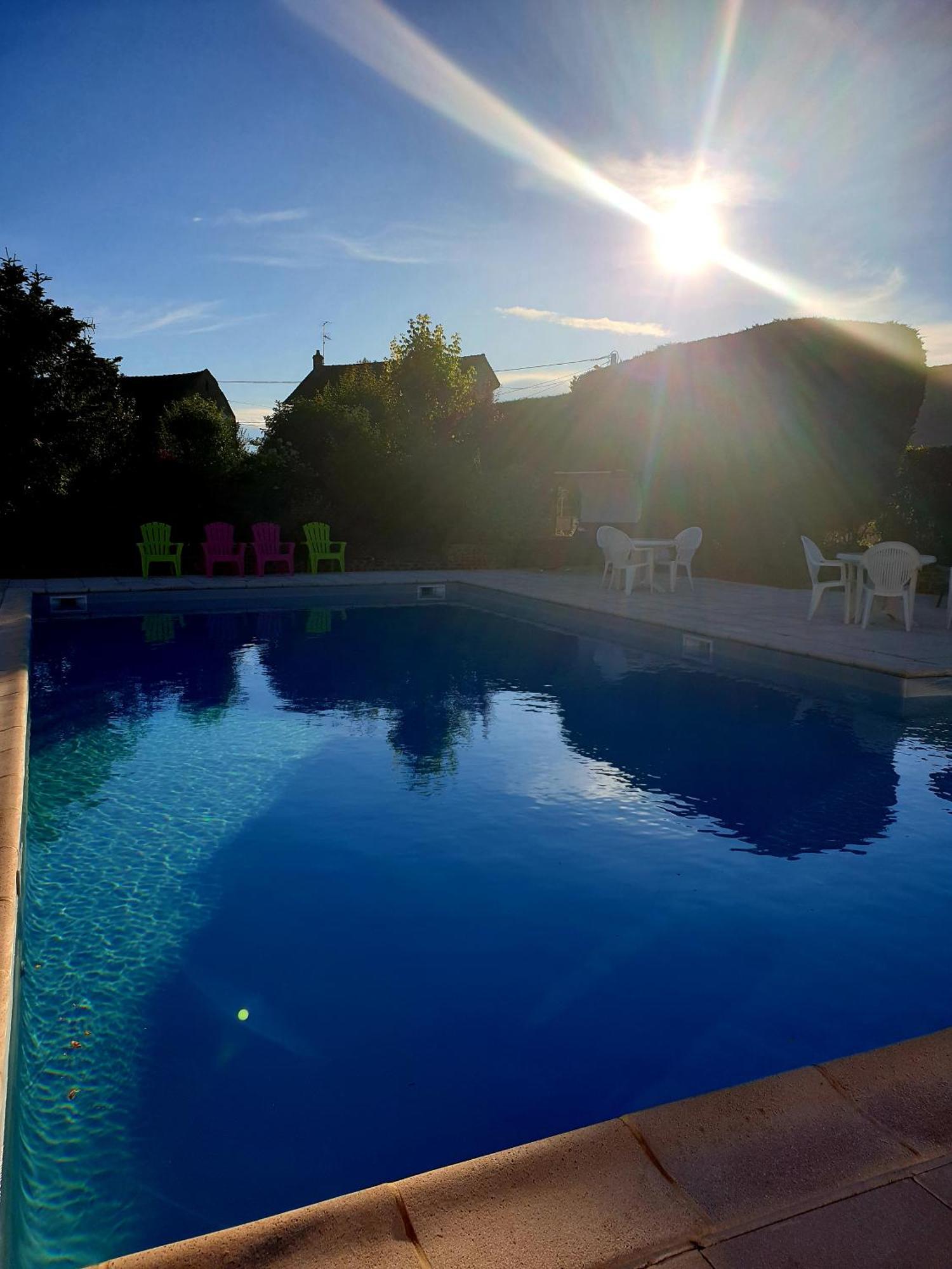 Brit Hotel Dak Hotel Avallon Dış mekan fotoğraf